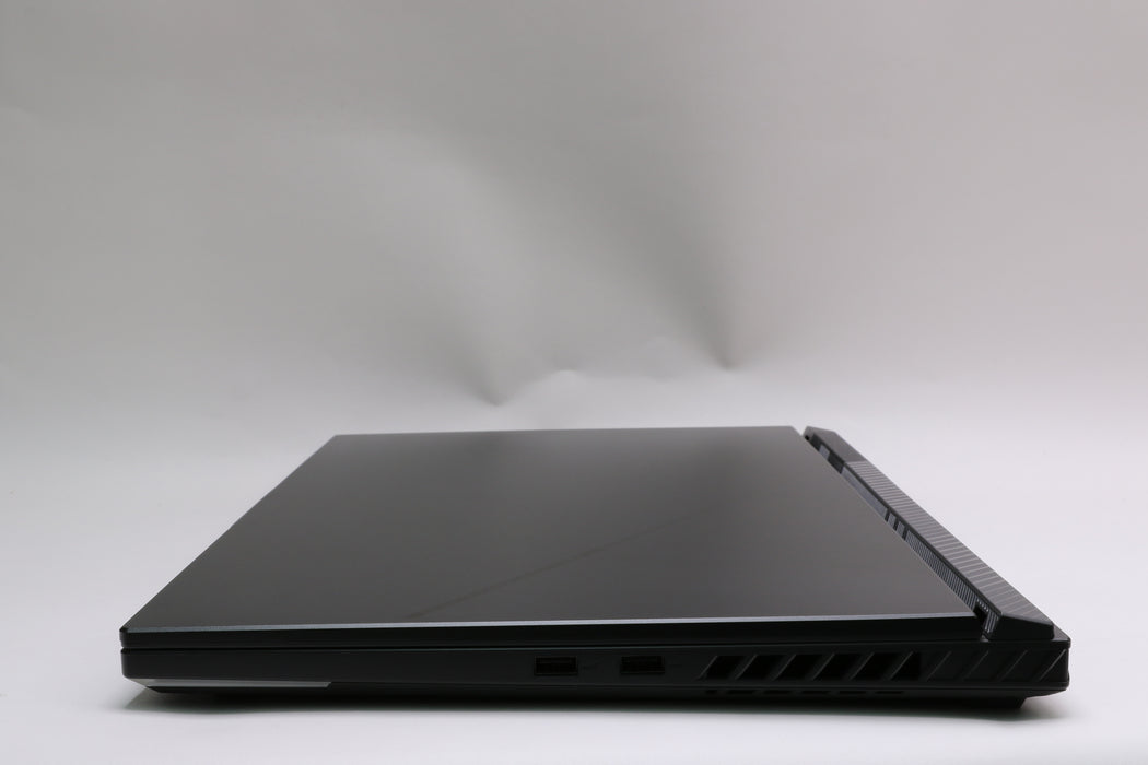 18" ASUS ROG Strix G18 G814FP, Ryzen 9 9955HX, 32GB, 1TB SSD, RTX 5070!