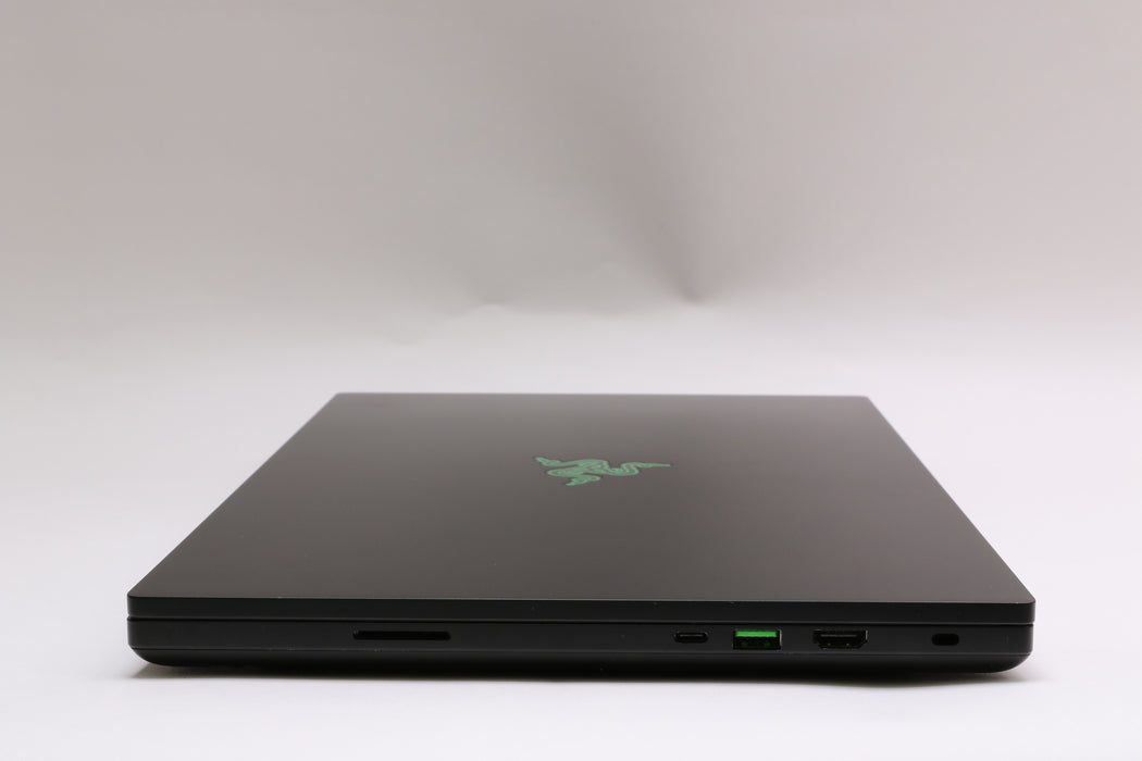 16" QHD+ Razer Blade 16 - RZ09-0510, i9-14900HX, 32GB, 2TB SSD, RTX 4090