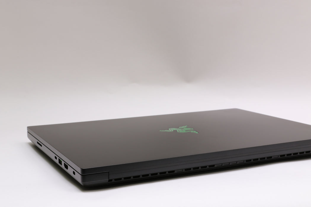 16" QHD+ Razer Blade 16 - RZ09-0510, i9-14900HX, 32GB, 2TB SSD, RTX 4090