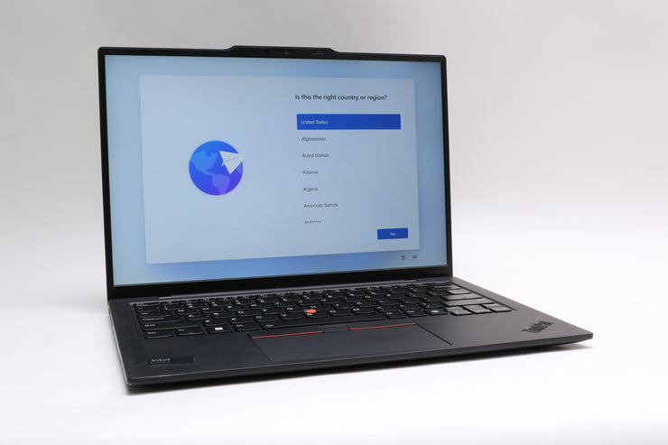 14" Lenovo ThinkPad X1 Carbon Gen 12, Ultra 7 155H, 32GB, 256GB SSD, Touchscreen