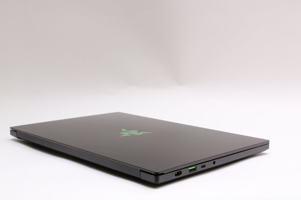 14" QHD Razer Blade 14 - RZ09-0370, Ryzen 9 5900HX, 16GB, 1TB SSD, RTX 3080