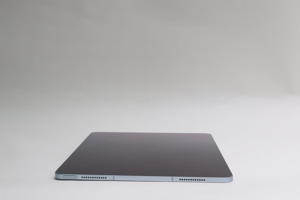 13" Apple iPad Air M4, 256GB, Unlocked, Blue, MH9J4LL/A, w/ Keyboard, Pencil Pro