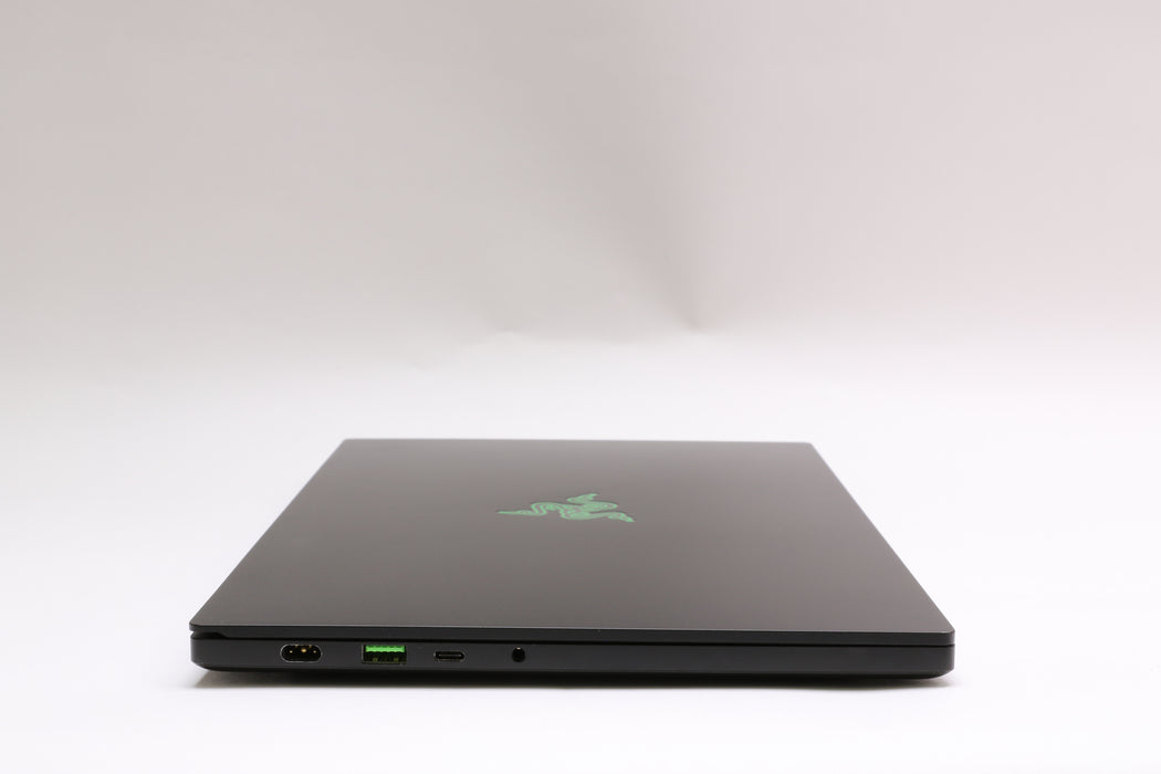 14" QHD Razer Blade 14 - RZ09-0370, Ryzen 9 5900HX, 16GB, 1TB SSD, RTX 3080