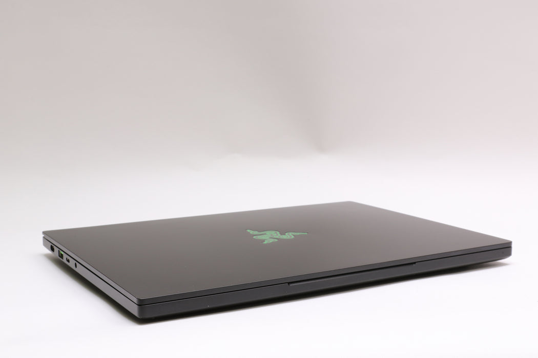 14" QHD Razer Blade 14 - RZ09-0370, Ryzen 9 5900HX, 16GB, 1TB SSD, RTX 3080