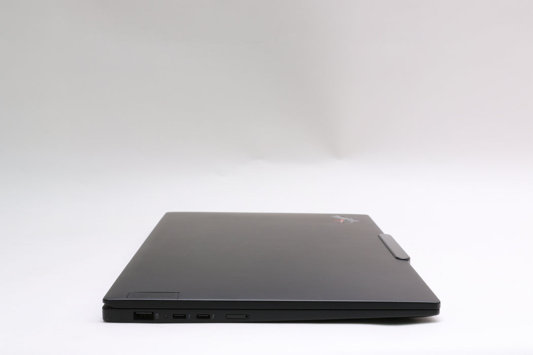 14" Lenovo ThinkPad X1 Carbon Gen 12, Ultra 7 155H, 32GB, 256GB SSD, Touchscreen
