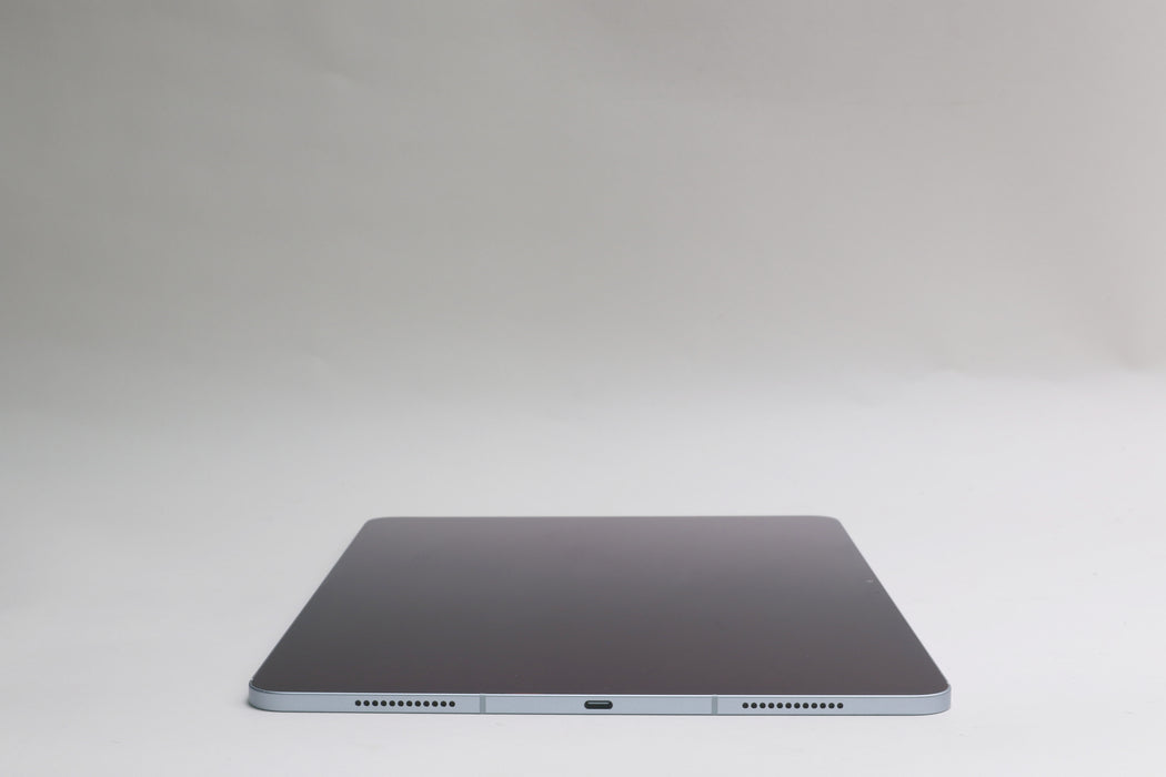 13" Apple iPad Air M4, 256GB, Unlocked, Blue, MH9J4LL/A, w/ Keyboard, Pencil Pro