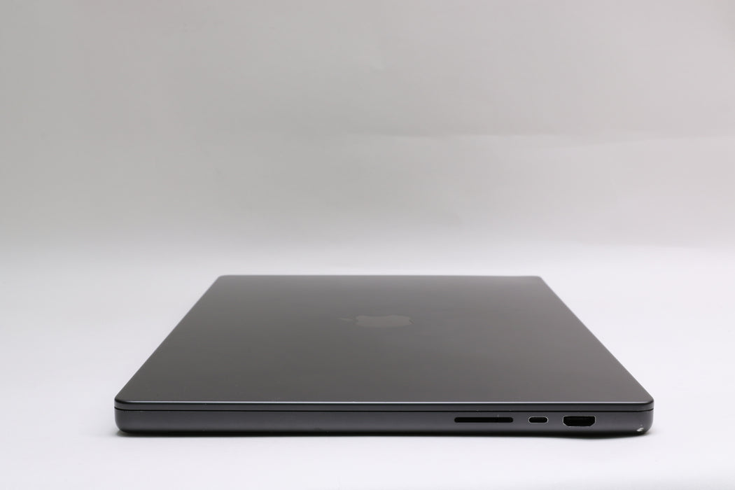 16" 2024, MacBook Pro, BTO, Apple M4 Max, 128GB, 8TB SSD, 40C