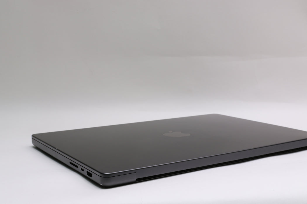 16" 2024, MacBook Pro, BTO, Apple M4 Max, 128GB, 8TB SSD, 40C