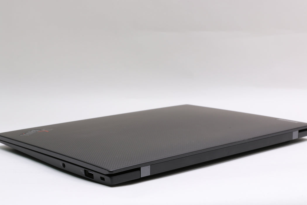 14" UHD+ Lenovo ThinkPad X1 Carbon Gen 10, i7-1270P, 32GB, 512GB SSD