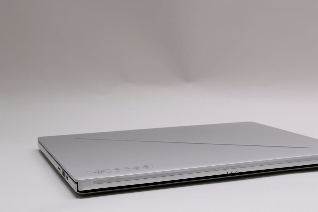 14" 2.8K ASUS ROG Zephyrus G14 GA403UI, Ryzen 9 8945HS, 32GB, 1TB SSD, RTX 4070