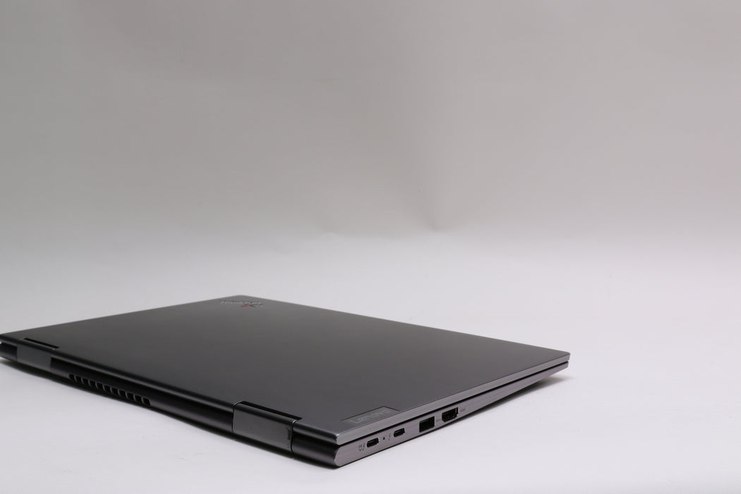 14" UHD+ Lenovo ThinkPad X1 Yoga Gen 8, i7-1370P, 32GB, 512GB SSD, Touchscreen