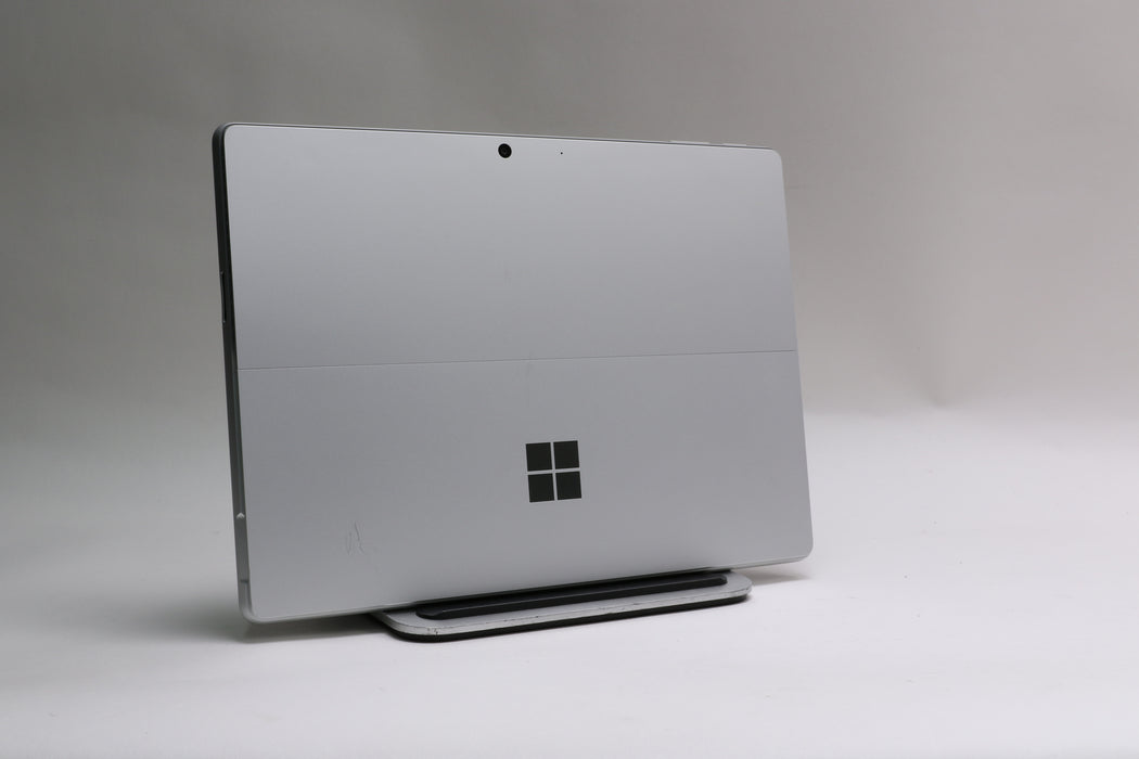 13" Microsoft Surface Pro 9, i7-1265U, 16GB, 256GB SSD, Touchscreen