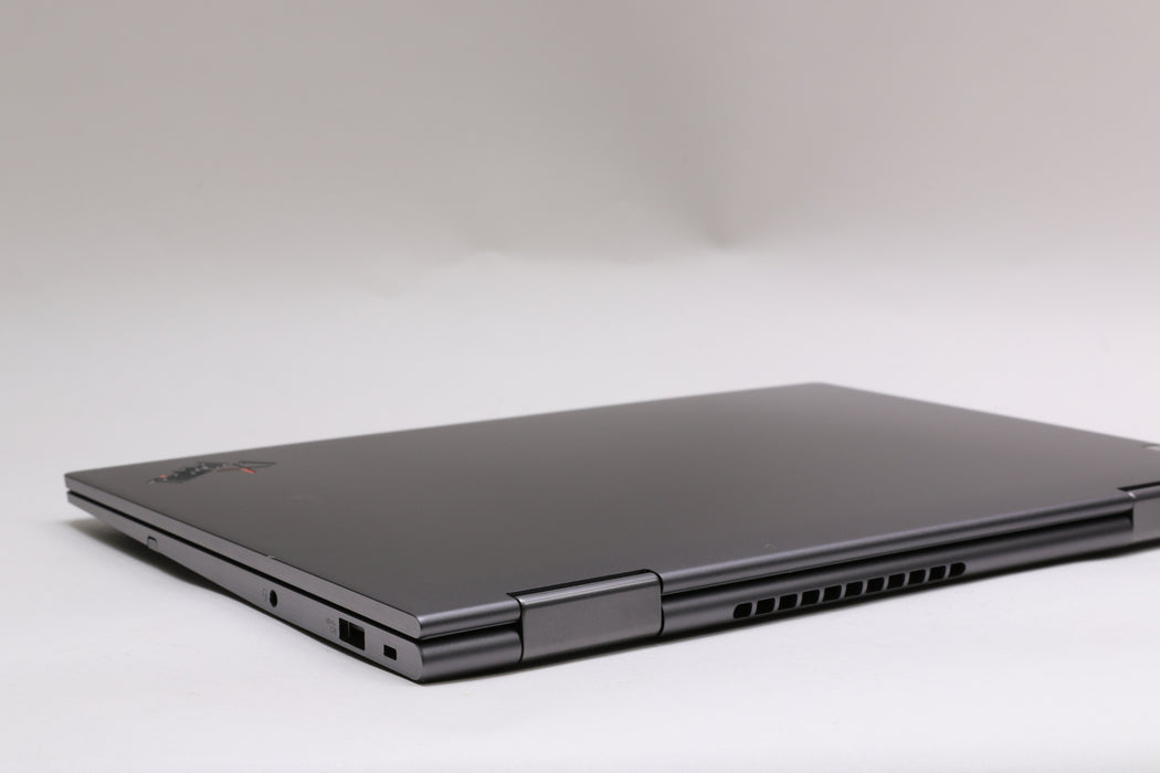14" UHD+ Lenovo ThinkPad X1 Yoga Gen 8, i7-1370P, 32GB RAM, 512GB SSD, Touch!