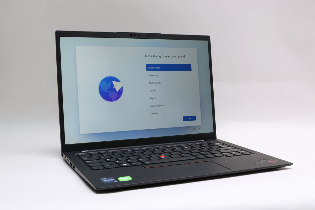 14" UHD+ Lenovo ThinkPad X1 Carbon Gen 10, i7-1270P, 32GB, 512GB SSD