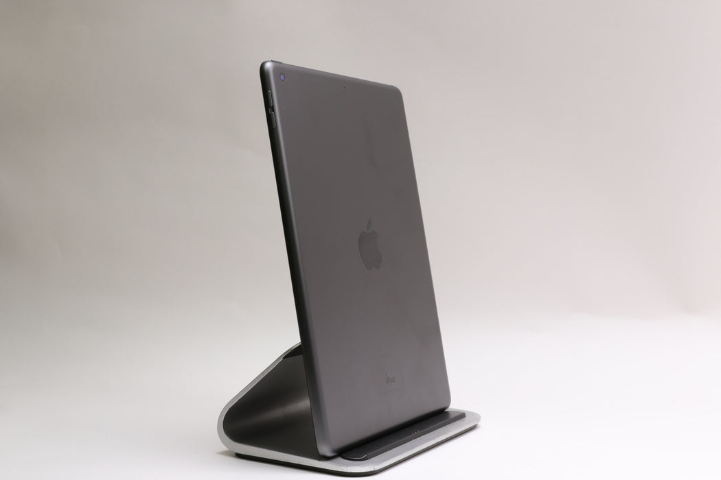 10.9" Apple iPad 10.2" 9th Gen, 64GB, Wi-Fi Only, Space Gray, MK2K3LL/A