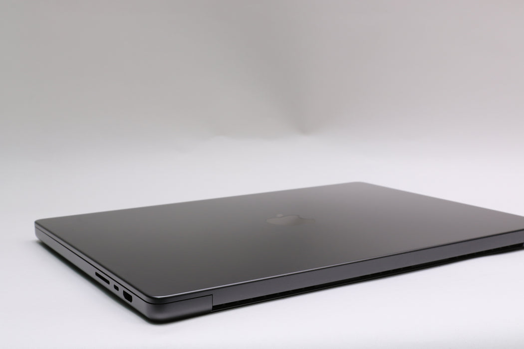 16" 2024, MacBook Pro, MX303LL/A, Apple M4 Max, 36GB, 1TB SSD, 32C