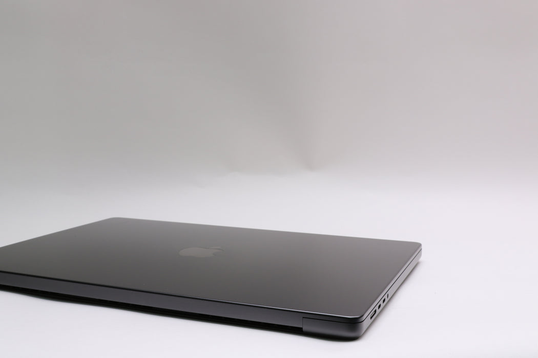 16" 2024, MacBook Pro, MX303LL/A, Apple M4 Max, 36GB, 1TB SSD, 32C