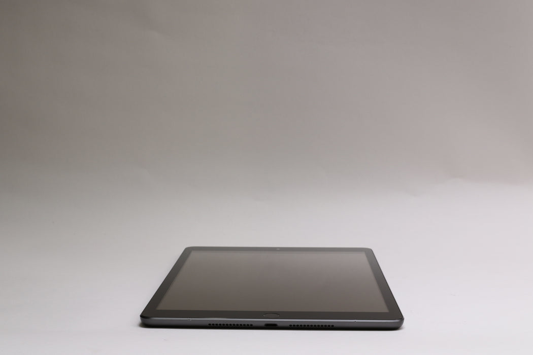 10.9" Apple iPad 10.2" 9th Gen, 64GB, Wi-Fi Only, Space Gray, MK2K3LL/A