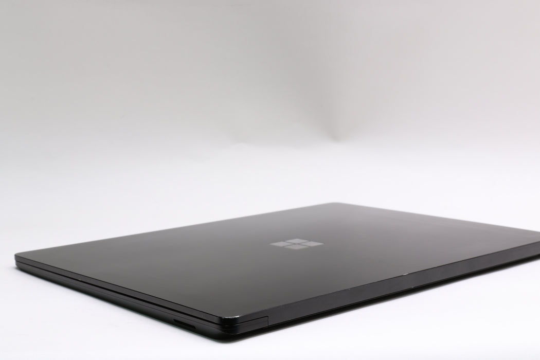 15" Microsoft Surface Laptop 5, i7-1265U, 32GB, 1TB SSD, Touchscreen