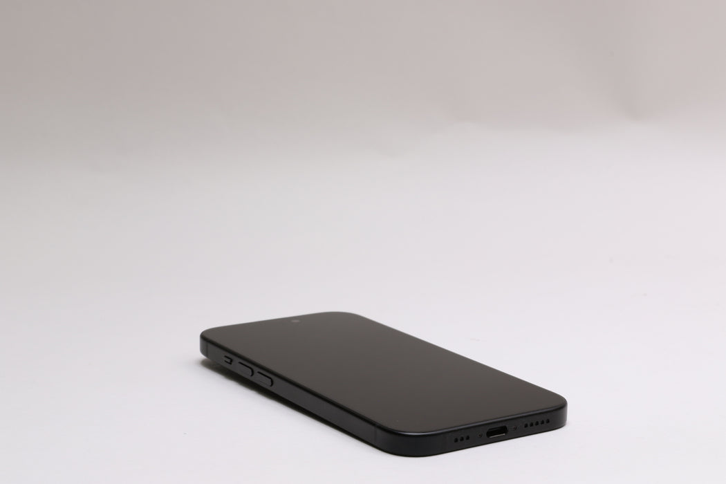 Apple iPhone 15, 128GB, Unlocked, Black, MTLV3LL/A