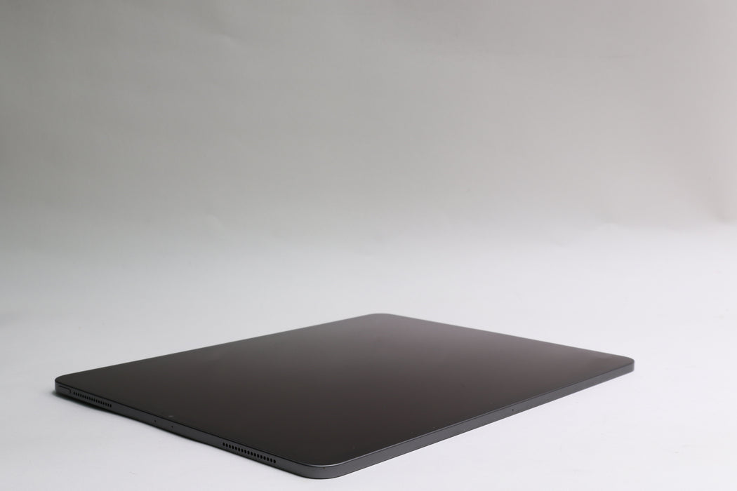 12.9" Apple iPad Pro 4th Gen, 128GB, Wi-Fi Only, Space Gray, MY2H2LL/A w/ Pencil