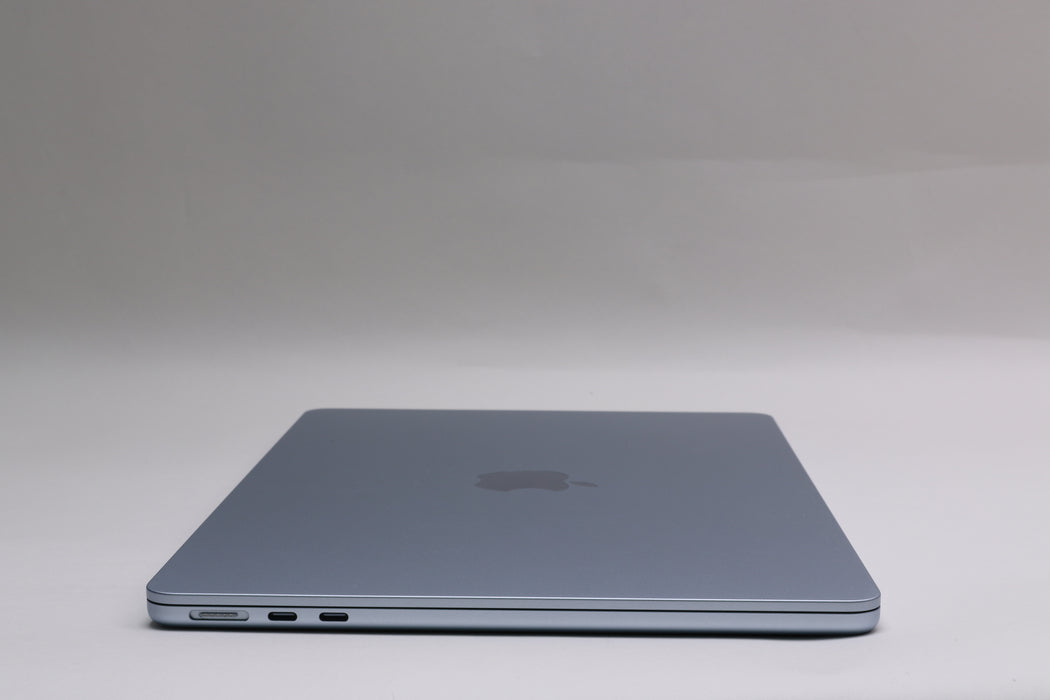 13" 2026, MacBook Air, MDHH4LL/A, Apple M5, 16GB, 512GB SSD, 8C, Only 15 Cycles!
