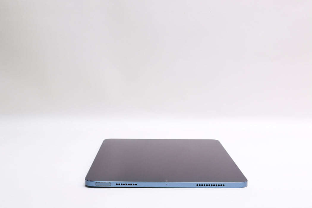 10.9" Apple iPad Air M1, 5th Gen, 64GB, Wi-Fi Only, Blue, MM9E3ZP/A w/ KB!