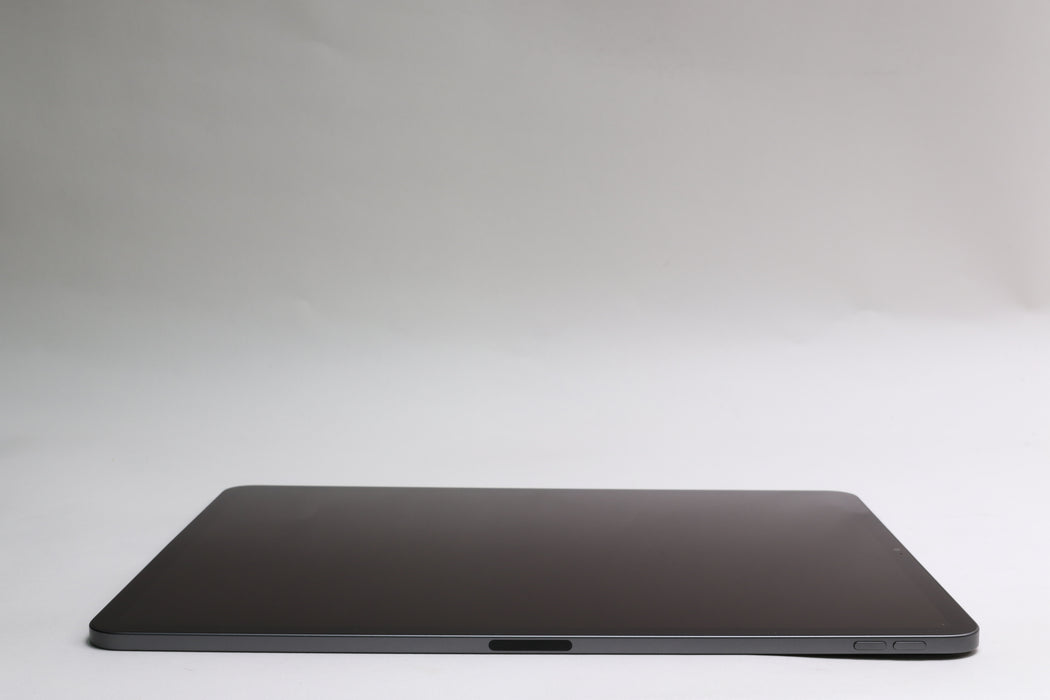 12.9" Apple iPad Pro 4th Gen, 128GB, Wi-Fi Only, Space Gray, MY2H2LL/A w/ Pencil