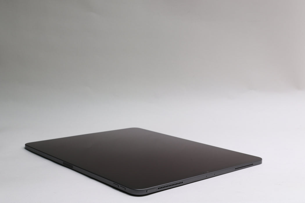 12.9" Apple iPad Pro 4th Gen, 128GB, Wi-Fi Only, Space Gray, MY2H2LL/A w/ Pencil