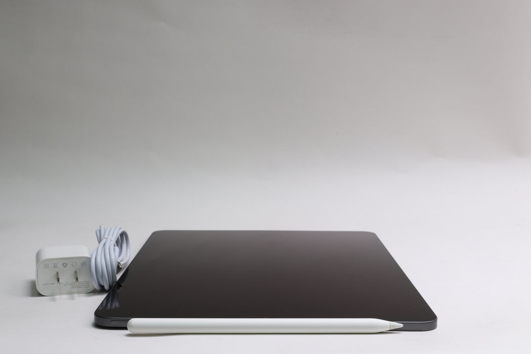 12.9" Apple iPad Pro 4th Gen, 128GB, Wi-Fi Only, Space Gray, MY2H2LL/A w/ Pencil
