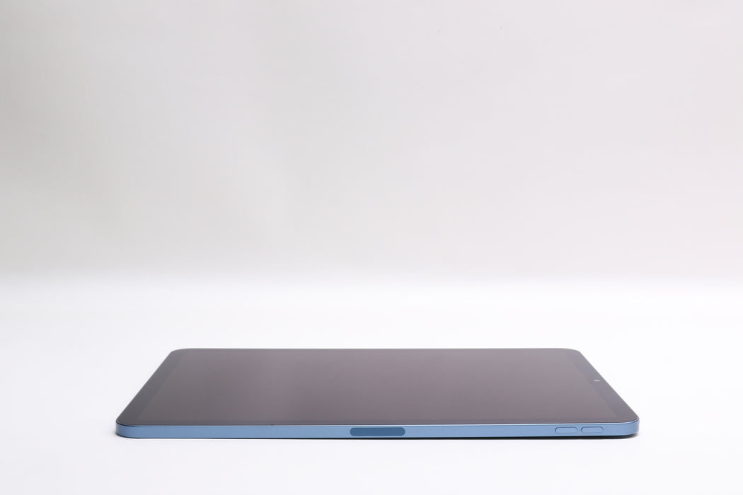 10.9" Apple iPad Air M1, 5th Gen, 64GB, Wi-Fi Only, Blue, MM9E3ZP/A w/ KB!