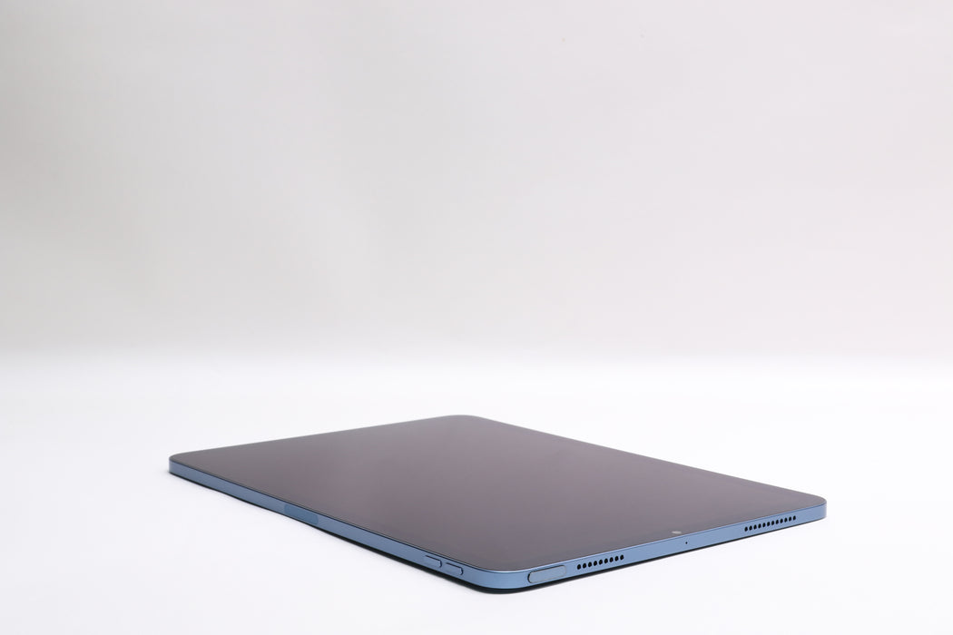 10.9" Apple iPad Air M1, 5th Gen, 64GB, Wi-Fi Only, Blue, MM9E3ZP/A w/ KB!