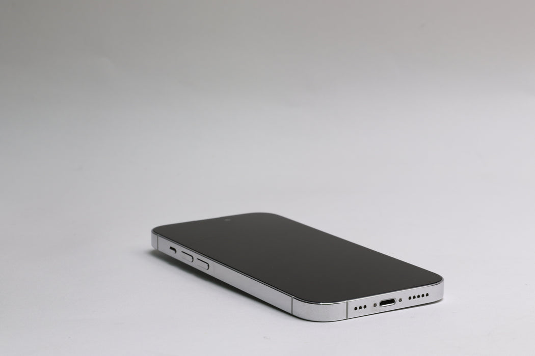 Apple iPhone 14 Pro, 256GB, Unlocked, Silver, MQ0X3LL/A