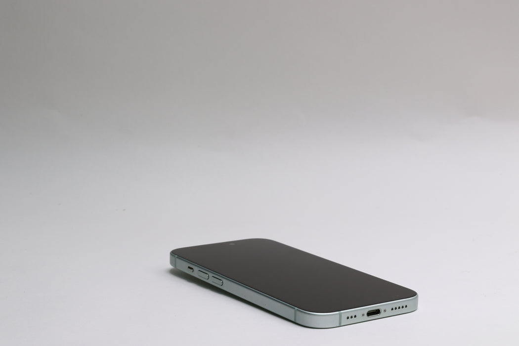 Apple iPhone 15, 256GB, Unlocked, Green, MTM83LL/A