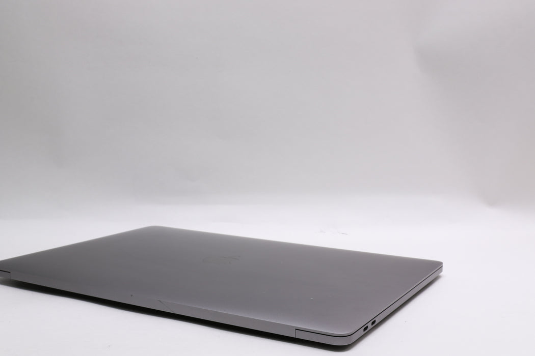 15" 2017, MacBook Pro, MPTR2LL/A, i7-7700HQ, 16GB, 256GB SSD, Radeon Pro 555