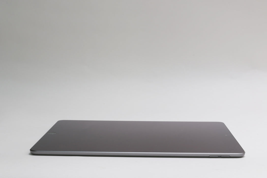 10.5" Apple iPad Air 3rd Gen, 64GB, Wi-Fi Only, Space Gray, MUUJ2LL/A