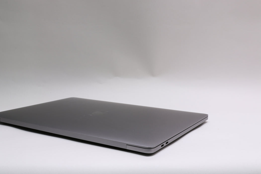 16" 2019, MacBook Pro, MVVK2LL/A, i9-9880H, 16GB, 1TB SSD, Radeon Pro 5500M