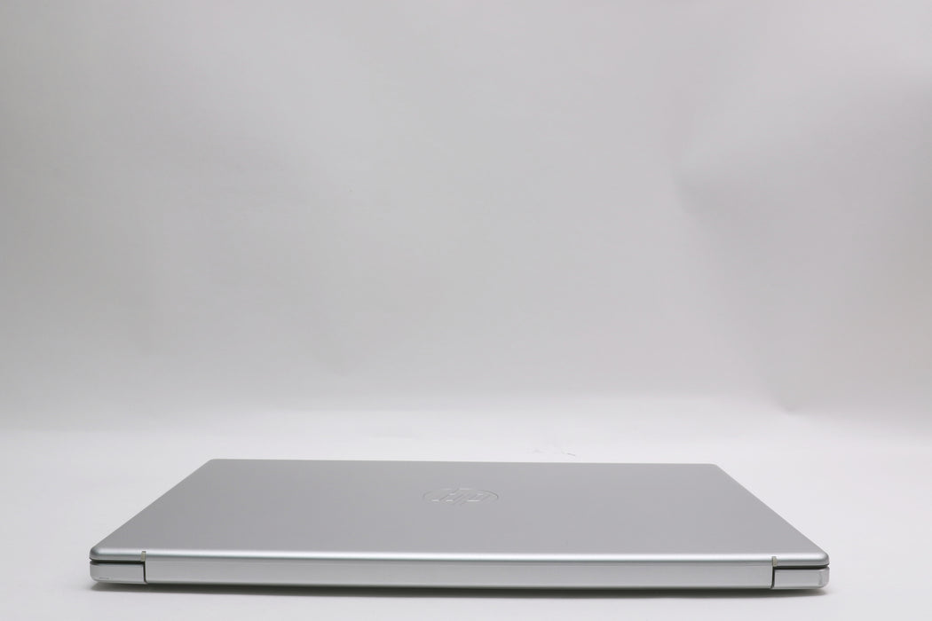 15.6" HP 15-FD0133WM Laptop, i3-N305, 8GB, 256GB SSD, 100% Battery