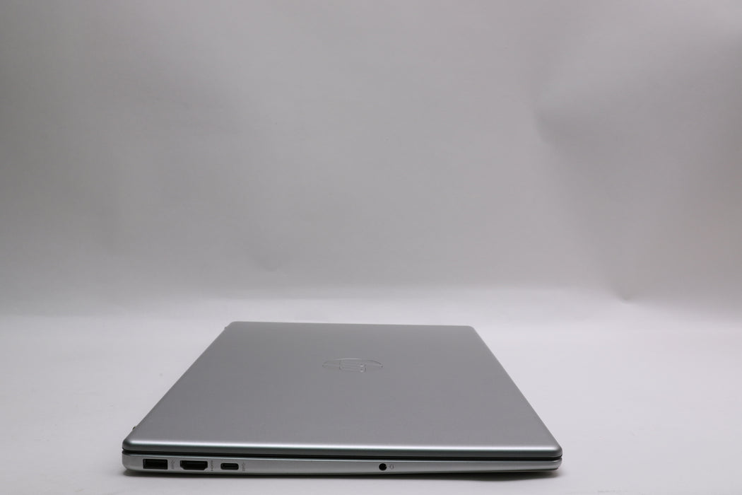 15.6" HP 15-FD0133WM Laptop, i3-N305, 8GB, 256GB SSD, 100% Battery