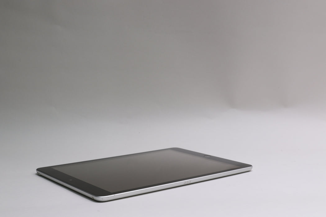 Apple iPad 10.2" 9th Gen, 64GB, Wi-Fi Only, Silver, MK2L3LL/A