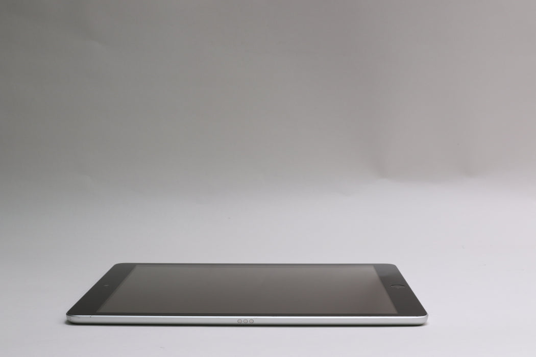Apple iPad 10.2" 9th Gen, 64GB, Wi-Fi Only, Silver, MK2L3LL/A
