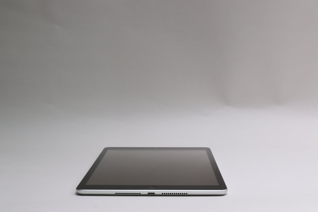 Apple iPad 10.2" 9th Gen, 64GB, Wi-Fi Only, Silver, MK2L3LL/A