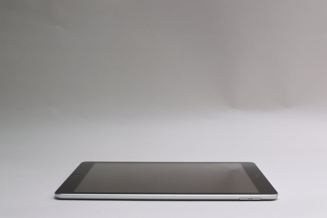 Apple iPad 10.2" 9th Gen, 64GB, Wi-Fi Only, Silver, MK2L3LL/A