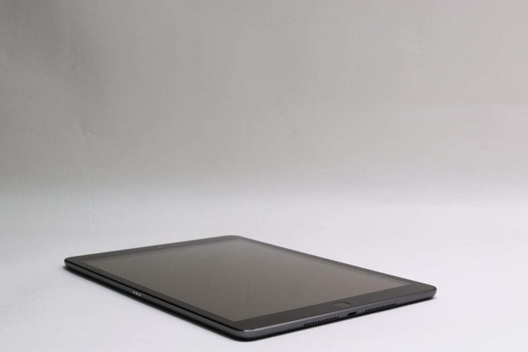 10.2" Apple iPad 9th Gen, 64GB, Unlocked, Space Gray, MK663LL/A