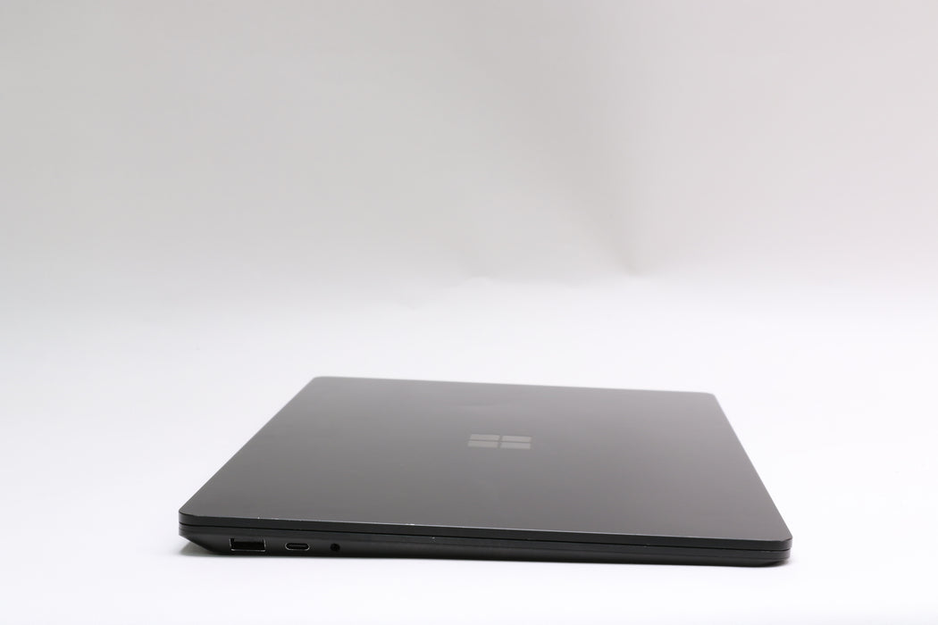 13.6" Microsoft Surface Laptop 4, i5-1135G7, 8GB, 512GB SSD, Touchscreen