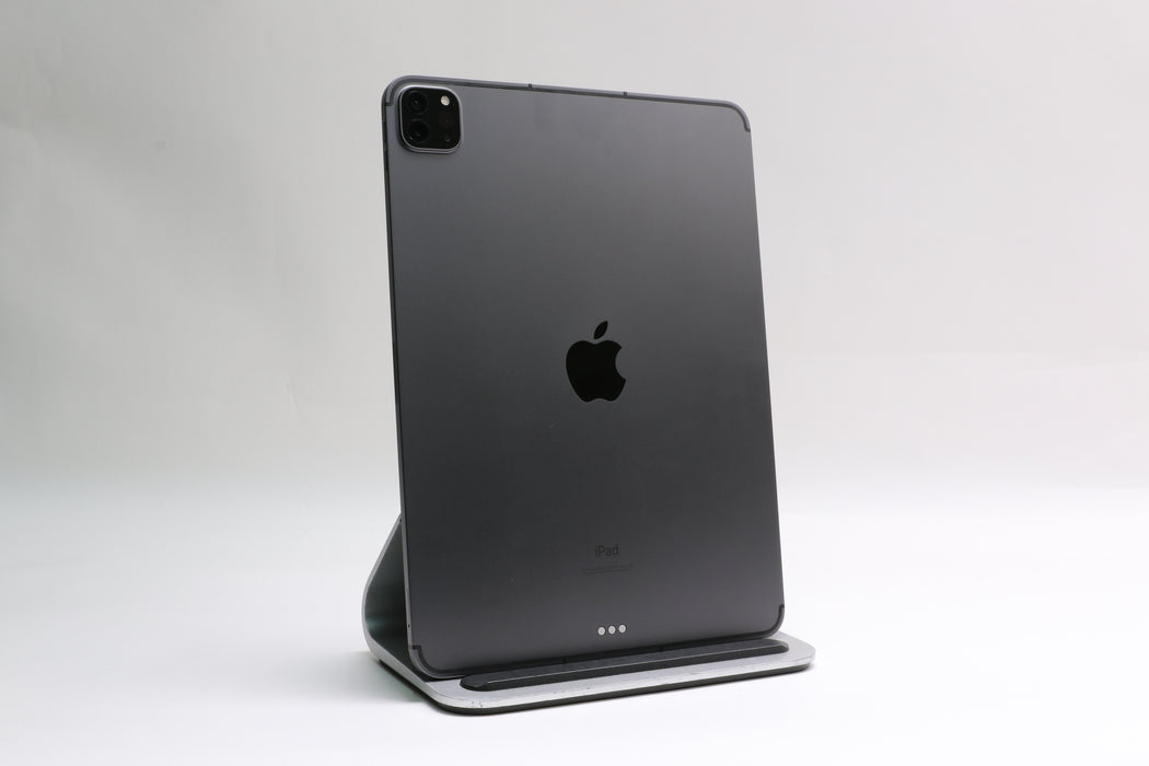 11" Apple iPad Pro M1, 3rd Gen, 256GB, Unlocked, Space Gray, MHMV3LL/A