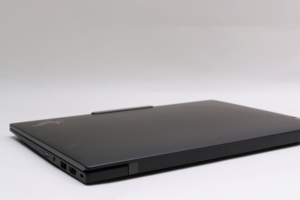 14" WUXGA Lenovo ThinkPad X1 Carbon Gen 12, Ultra 7 155H, 32GB, 1TB SSD