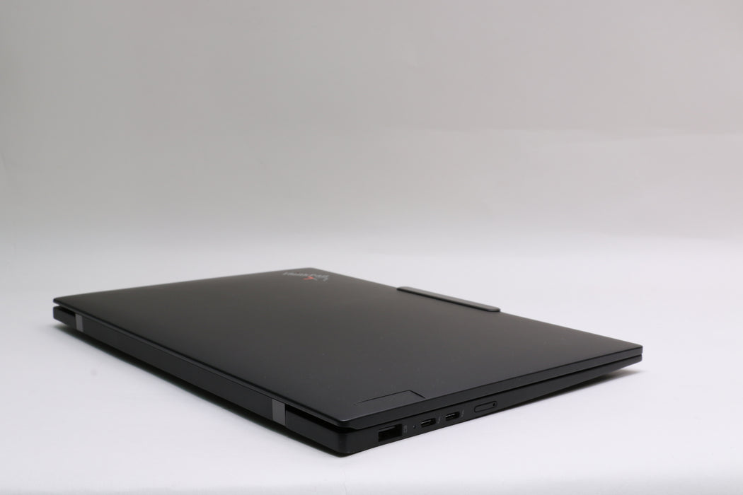 14" WUXGA Lenovo ThinkPad X1 Carbon Gen 12, Ultra 7 155H, 32GB, 1TB SSD