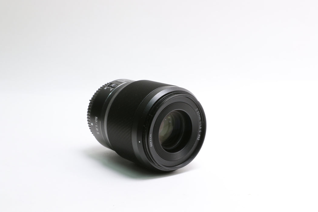Nikon NIKKOR Z 50mm f/1.8 S Lens w/ Lens Hood, Caps! — photo 3 of 5