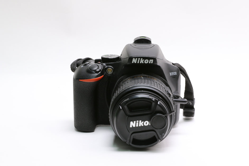 Nikon D3500 Camera w/ Nikon AF-S DX 18-55mm f/3.5-5.6G VR II, 7,273 Shutter!